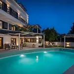 Magnificent Villa Scorpaena With Heated Swimming P