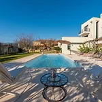 Villa Paradise
