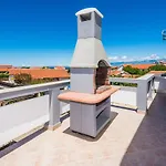 Apartments Skundric