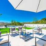 Villa Sky High