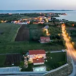Holiday Apartment In Privlaka With Sea View, Balcony, Air Conditioning, Wifi 3598-1