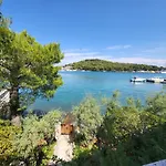 Island Paradise Apartment