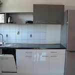 Lovely Apartment In Mandre With Barbecue