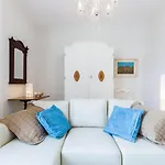 Azzurro Central Apartment 4 Stars
