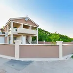 Apartmani Velic