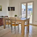Apartmani Nana Mija