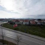 Maan Bz15 Luxury Apartment