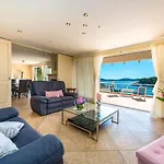 Villa Vacanza Dubrovnik - Five Bedroom Villa With Private Sea Access
