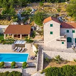 Villa Stolovi By Interhome