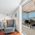 Panoramic View Apartment