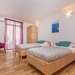 Bis Apartments 1 & 2