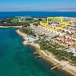 Sunny Sky Punta Skala, See View, 75 M To The Beach