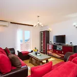 Bellevue Duplex Apartment