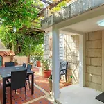 Apartment Dube