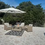 Caliente Apartments Vir B