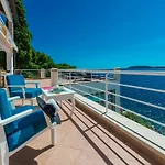 Villa Vacanza Dubrovnik - Five Bedroom Villa With Private Sea Access