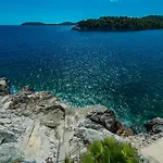 Villa Vacanza Dubrovnik - Five Bedroom Villa With Private Sea Access