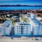 Feel City Near Beach Free Parking With Sea View