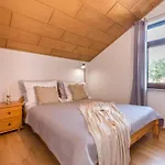 Mustel Travel Apartments