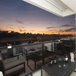Jazine Lux Apartment D&D