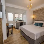 Premium Studio Apartment With Terrace