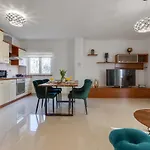 Elegant Two Bedroom Apartment