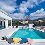 Villa Invigo - Brand New Private Pool Villa