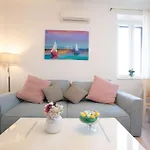 Ms 3Br Apartment Near Kolovare Beach
