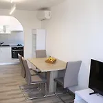 Apartment Amongus