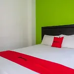 Reddoorz Near Pakuwon Mall Solo Baru