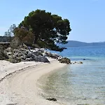 Luxury Seaview Studio Apartment - Luna