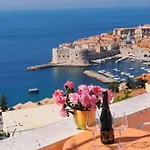 Amazing Dubrovnik & Sea View Room