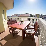 Captain'S House