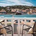 Holiday Home Shabby