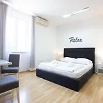 Lilly Studio Apartments