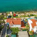 Lovely Apartment In Kosljun With Wifi