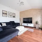 Apartment Absolute Gray