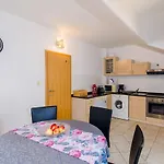 Apartment Alba