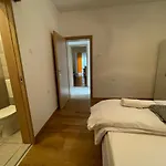 Apartmani Roko&Lovre Paklenica