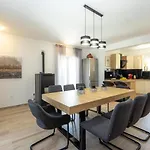 Villa Relax With Sauna & Jacuzzi &Gym