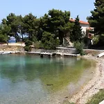 Apartments By The Sea Cove Mala Lamjana, Ugljan - 21182