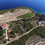 Deluxe Apartman “ Koromacna”