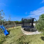 Wonderful Holiday House Bruno With Heated Pool