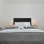 Lana Apartman