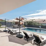 Villa Dekorti - Adriatic Luxury Villas