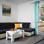 Wave N' Sea Apartment With A Private Pool
