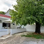 Matek Family & Studio Apartment Rovanjska