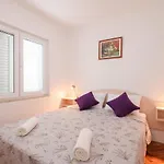 Apartments Nada With Seaview