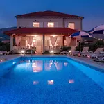 Cozy Vila Summer-Perfect Location
