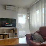 Apartment Anka, 2 Bedrooms, Spacious, Sunny, 84M2